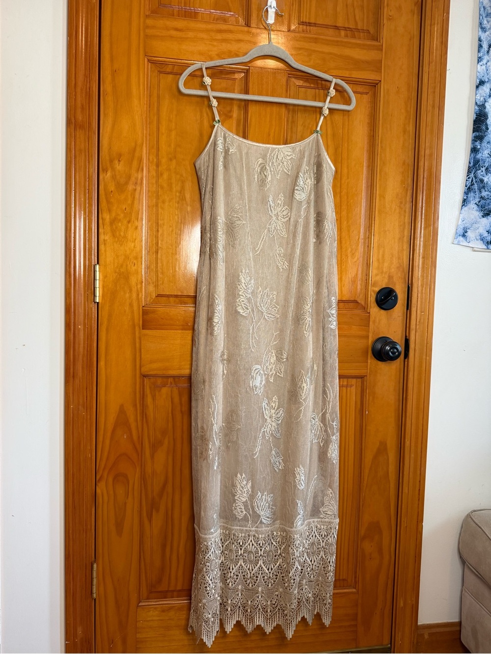 Cache Vintage Lace Maxi Dress with Floral pattern and Flower details Size Large - Picture 7 of 9